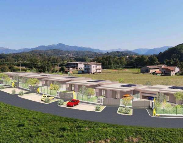 casa indipendente in vendita ad Olgiate Comasco