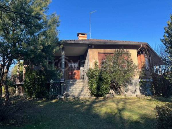 casa indipendente in vendita ad Olgiate Comasco