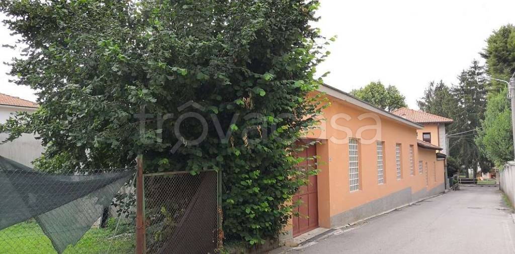 casa indipendente in vendita ad Olgiate Comasco