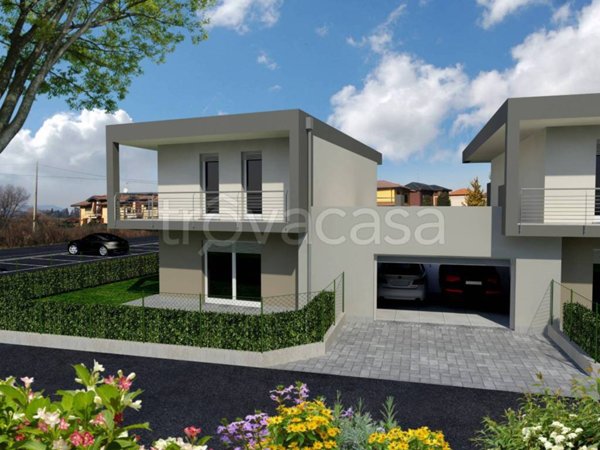 casa indipendente in vendita ad Olgiate Comasco