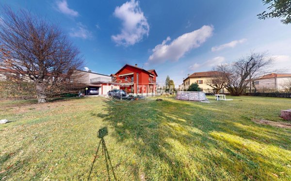 casa indipendente in vendita ad Olgiate Comasco