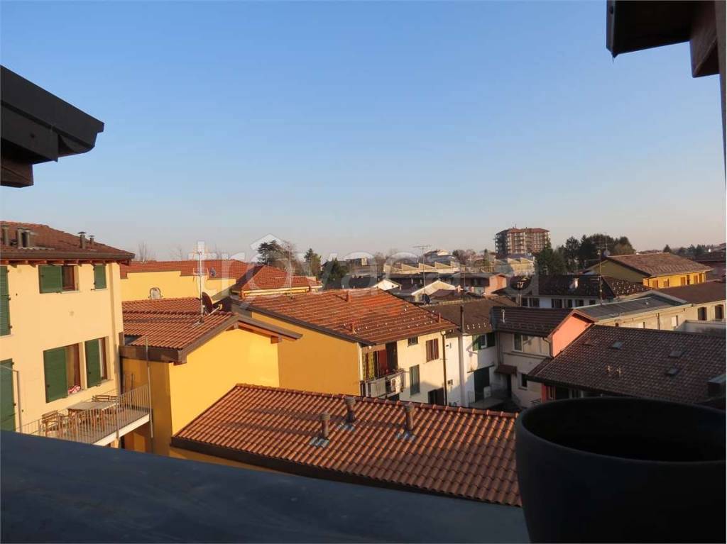 appartamento in vendita ad Olgiate Comasco