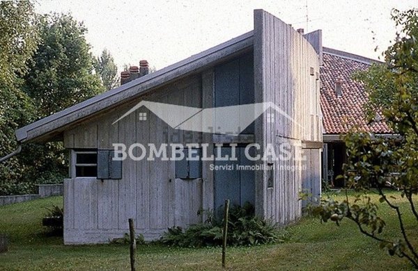 casa indipendente in vendita ad Olgiate Comasco
