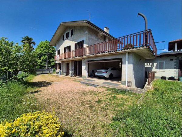 casa indipendente in vendita ad Olgiate Comasco