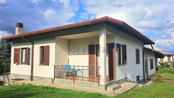 casa indipendente in vendita ad Olgiate Comasco