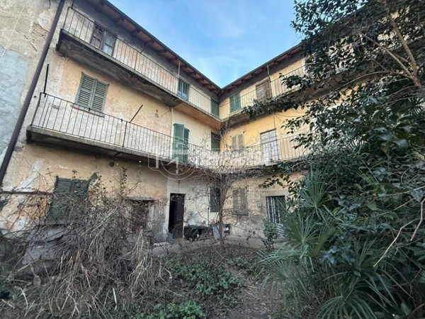 appartamento in vendita ad Olgiate Comasco in zona Rongio