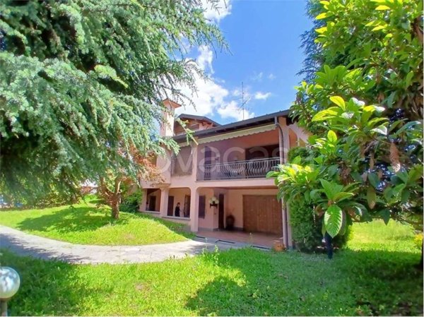 casa indipendente in vendita ad Olgiate Comasco