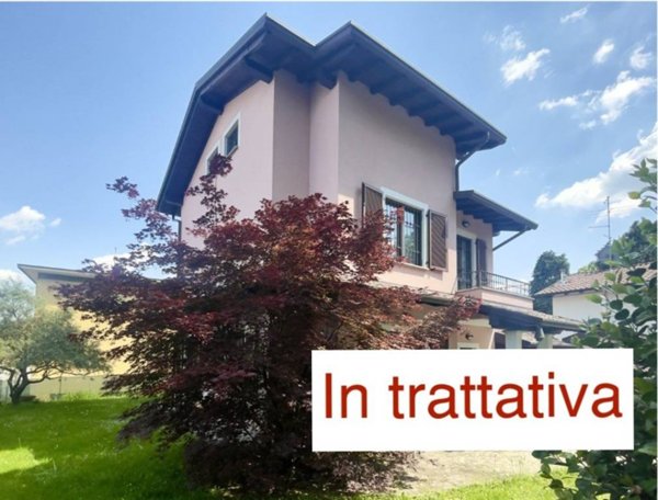 casa indipendente in vendita ad Olgiate Comasco