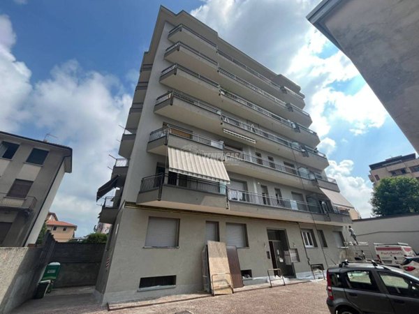 appartamento in vendita ad Olgiate Comasco