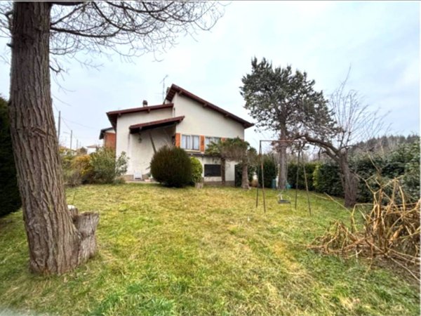 casa indipendente in vendita ad Olgiate Comasco