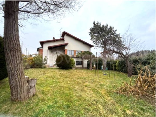 casa indipendente in vendita ad Olgiate Comasco