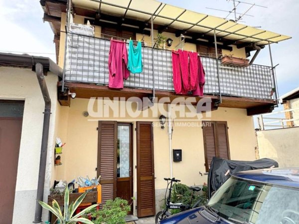 casa indipendente in vendita ad Olgiate Comasco