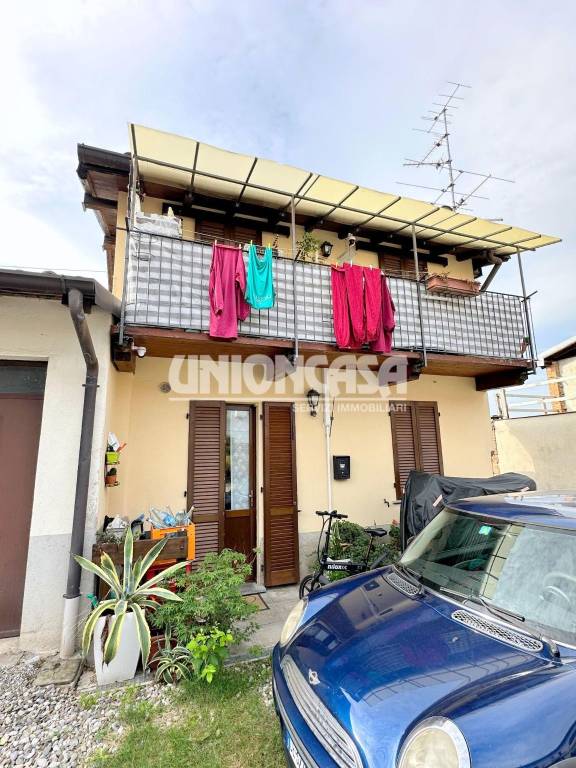 casa indipendente in vendita ad Olgiate Comasco