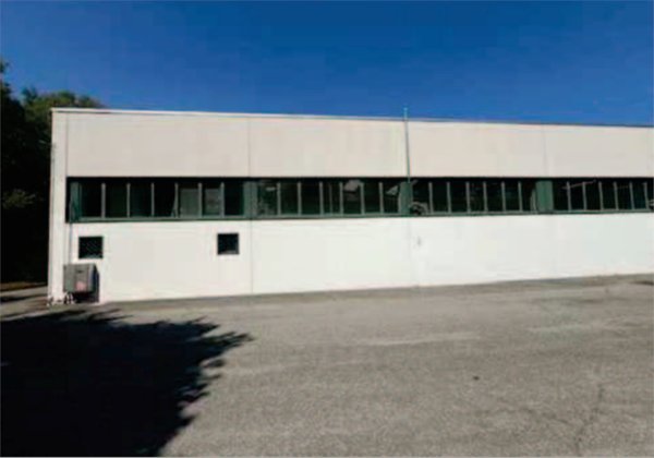 capannone in vendita ad Olgiate Comasco in zona Boscone