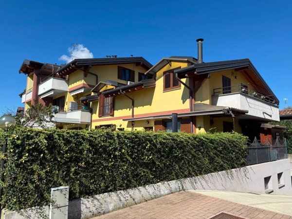 appartamento in vendita ad Olgiate Comasco