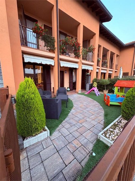 appartamento in vendita ad Olgiate Comasco in zona Gerbo