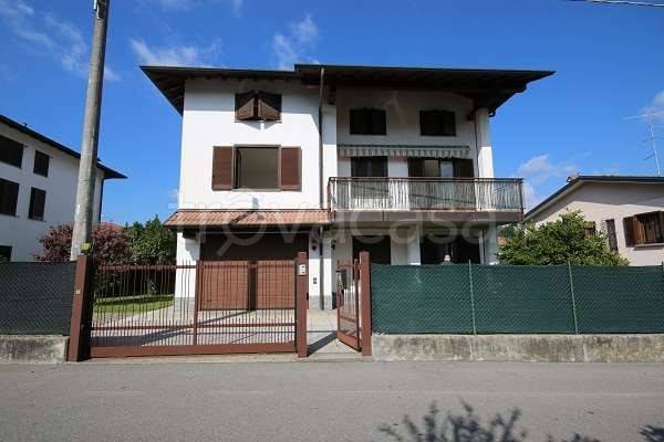 casa indipendente in vendita ad Olgiate Comasco