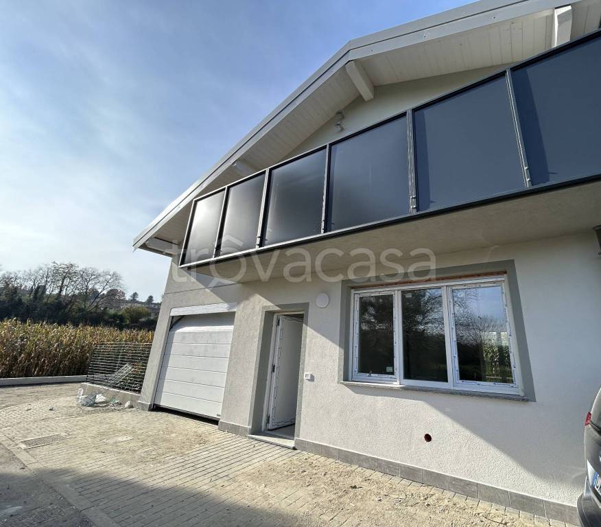 casa indipendente in vendita ad Olgiate Comasco