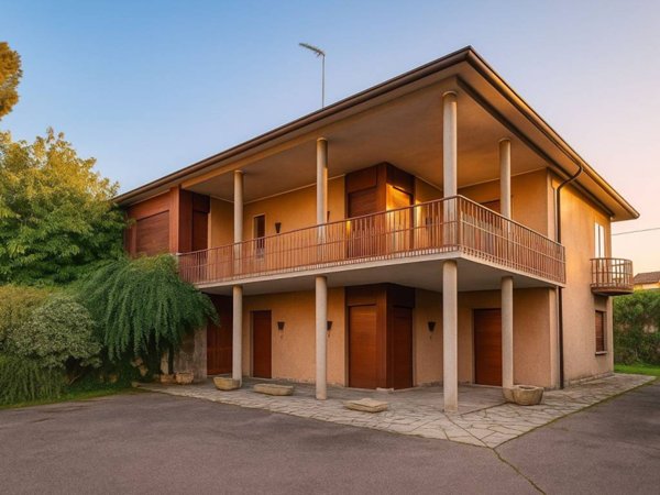 casa indipendente in vendita ad Olgiate Comasco