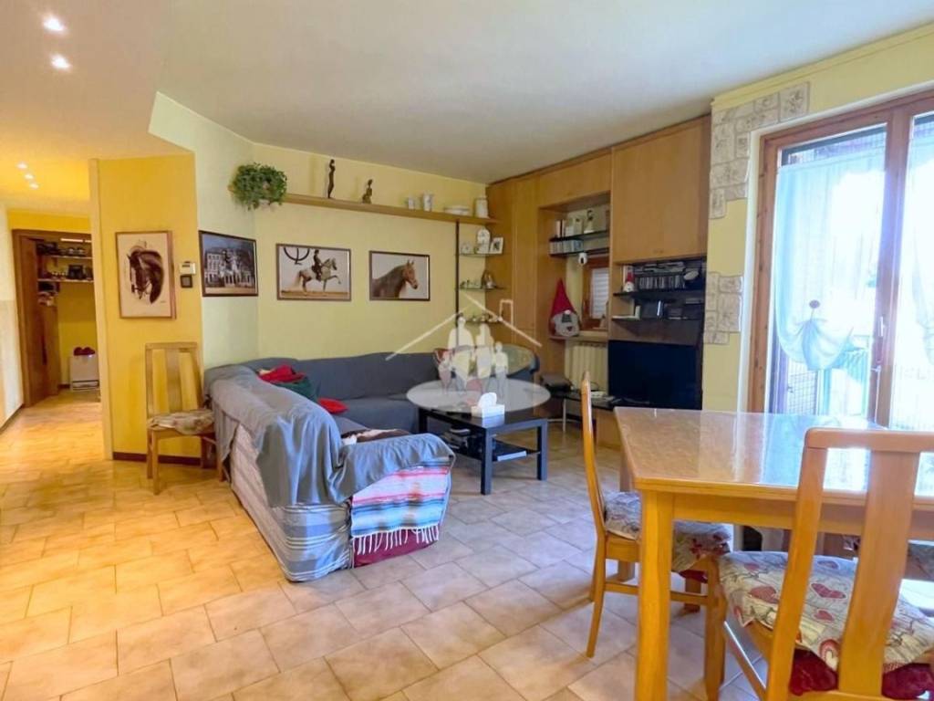 appartamento in vendita ad Olgiate Comasco