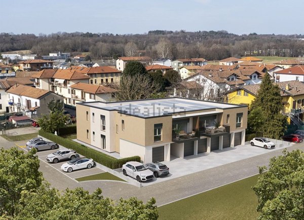 appartamento in vendita ad Olgiate Comasco in zona Rongio