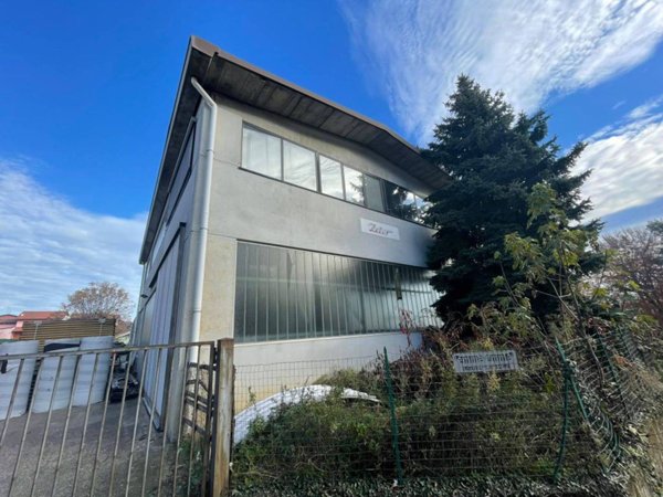 casa semindipendente in vendita ad Olgiate Comasco