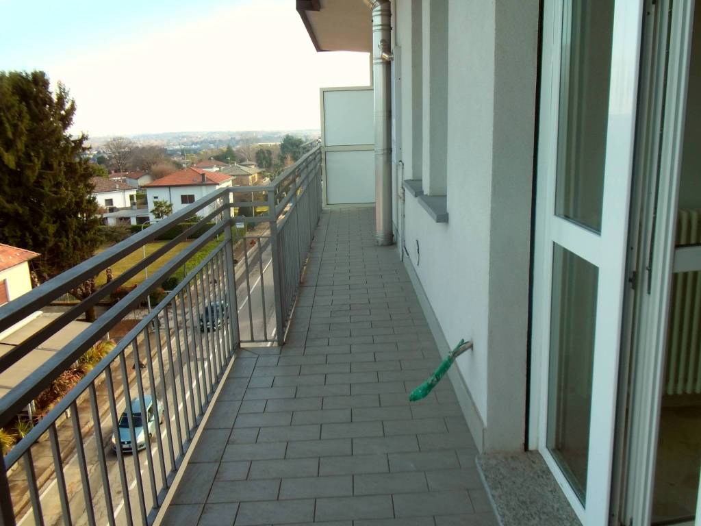 appartamento in vendita ad Olgiate Comasco