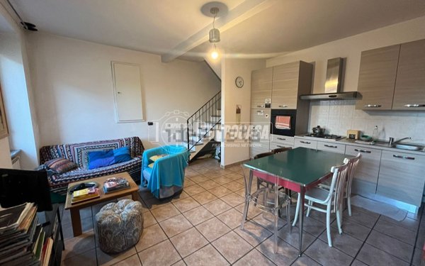 appartamento in vendita ad Olgiate Comasco in zona Boscone