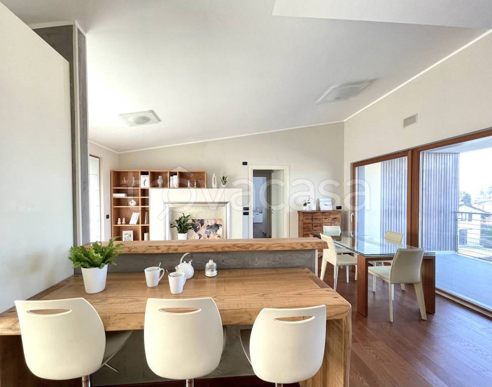 appartamento in vendita ad Olgiate Comasco