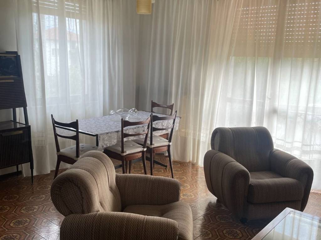 appartamento in vendita ad Olgiate Comasco in zona Boscone