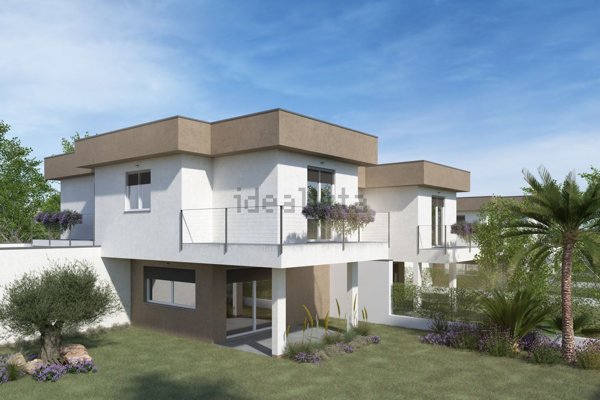 casa indipendente in vendita ad Olgiate Comasco