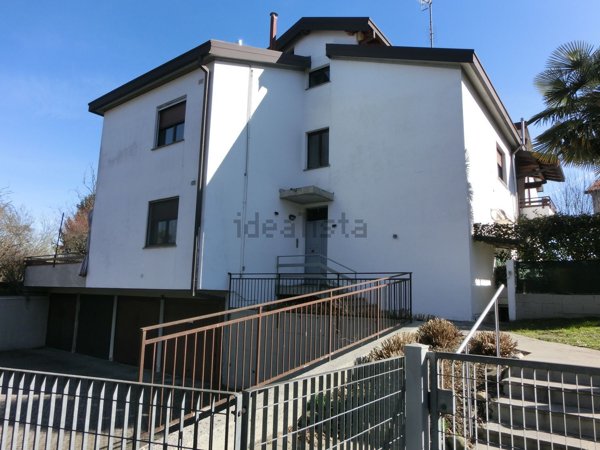 appartamento in vendita ad Olgiate Comasco