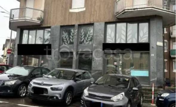 negozio in vendita ad Olgiate Comasco