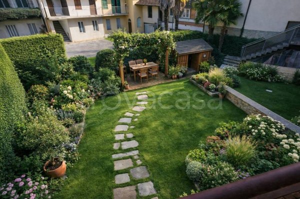 casa indipendente in vendita ad Olgiate Comasco