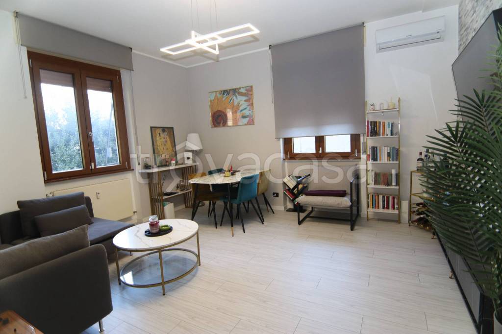 appartamento in vendita ad Olgiate Comasco