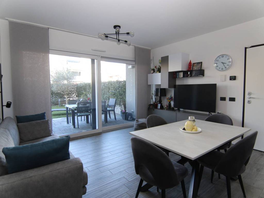 appartamento in vendita ad Olgiate Comasco