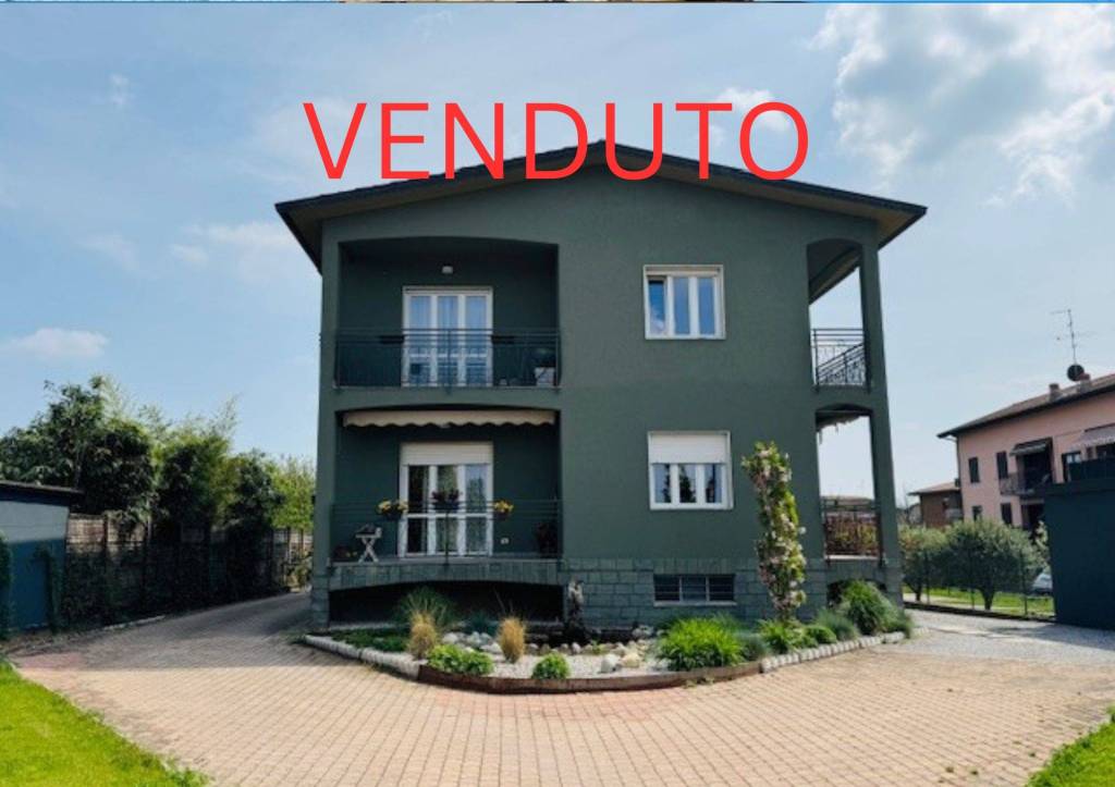 appartamento in vendita ad Olgiate Comasco