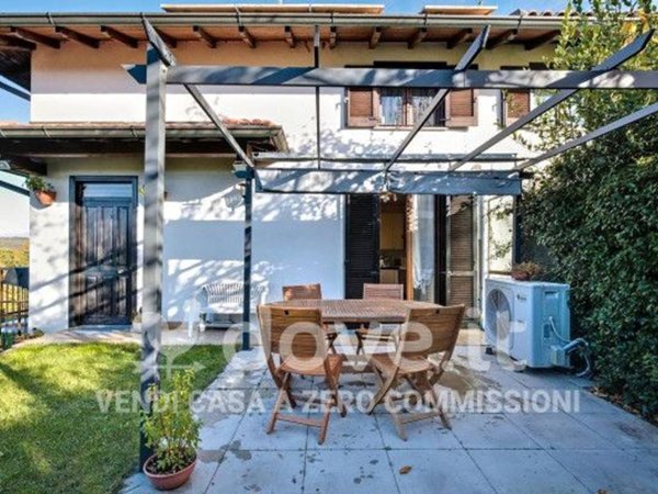 casa indipendente in vendita ad Olgiate Comasco