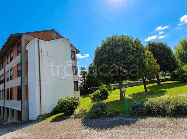 appartamento in vendita ad Olgiate Comasco in zona Rongio