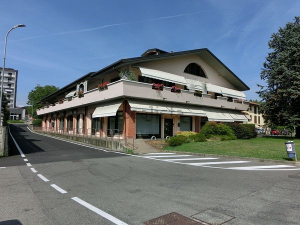 casa semindipendente in vendita ad Olgiate Comasco