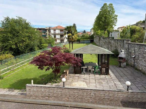 casa indipendente in vendita ad Olgiate Comasco