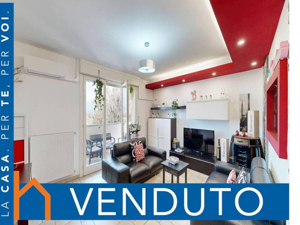 appartamento in vendita ad Olgiate Comasco in zona Rongio