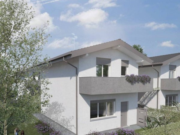casa indipendente in vendita ad Olgiate Comasco in zona Casletto