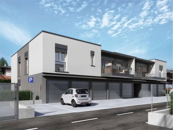 appartamento in vendita ad Oltrona di San Mamette