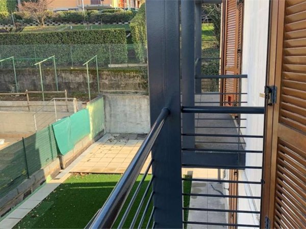 appartamento in vendita ad Oltrona di San Mamette