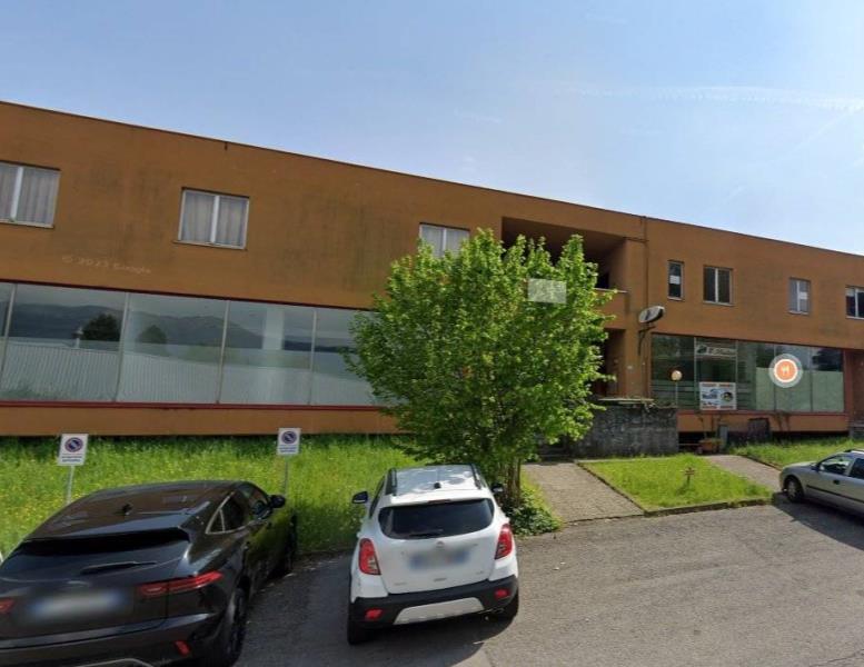 locale commerciale in vendita ad Orsenigo