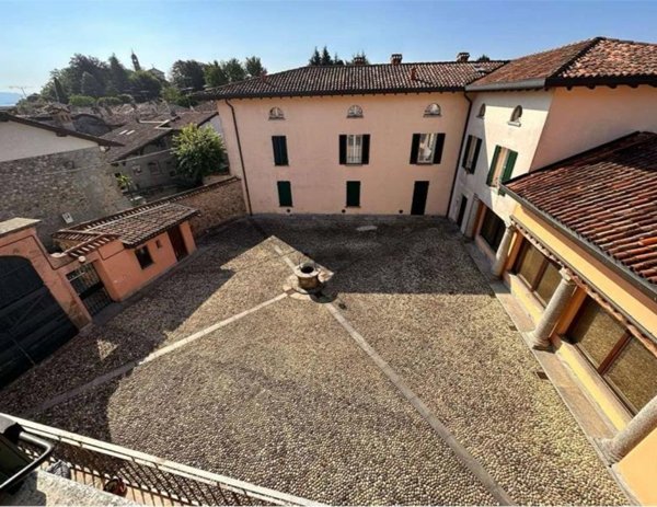 appartamento in vendita ad Orsenigo
