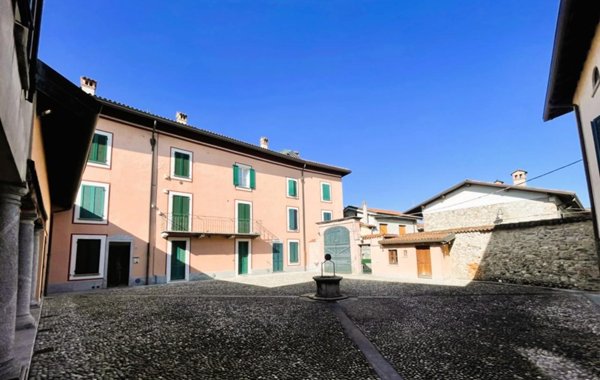appartamento in vendita ad Orsenigo