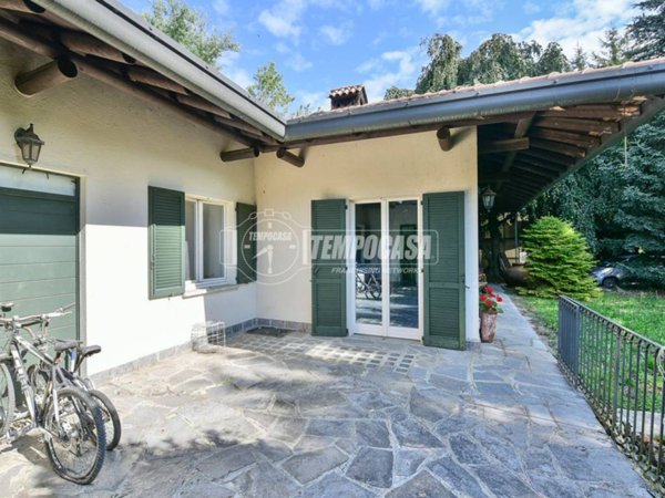 casa indipendente in vendita ad Orsenigo