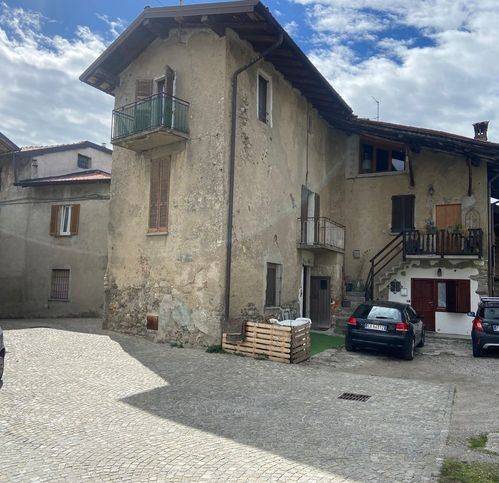 casa indipendente in vendita ad Orsenigo